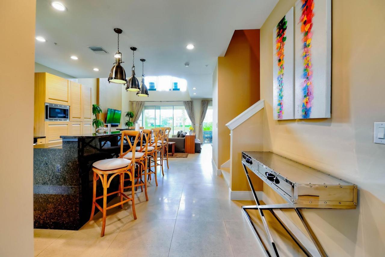 Beautiful Townhome Overlooking The Lake And The Pool Orlando Extérieur photo